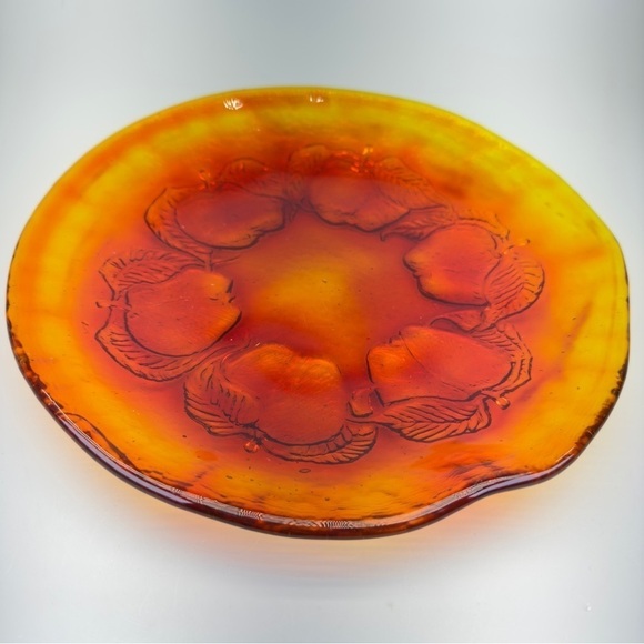 Amberina Glass Apple Plate - Picture 3 of 7